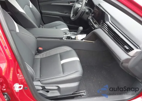 2026 Toyota Camry Nightshade из США, поврежденный, VIN 4T1DAACKXTU224208